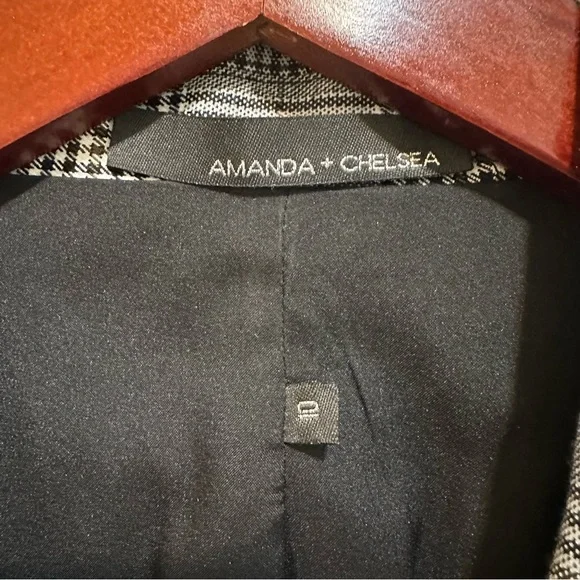 Amanda & Chelsea Gray Plaid Blazer - Picture 3 of 10